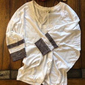 Express slouchy shirt size small